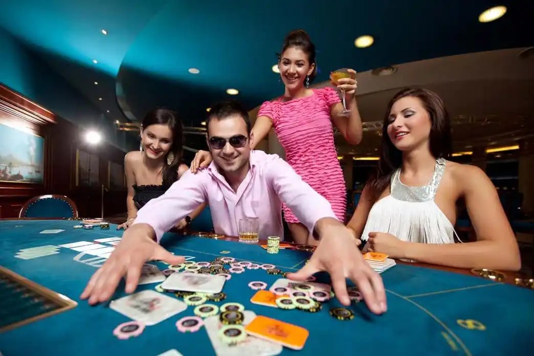 PT7777 slot online RTP transparan fitur buy feature free spin bonus jackpot progresif member Indonesia